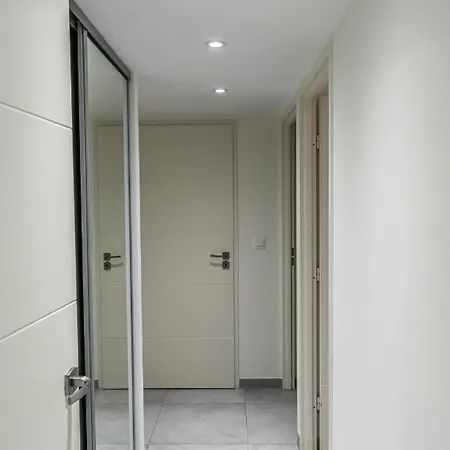 شقة Climatise Les Pieds Dans L'eau Pour 6 Personnes Avec 1 Parentale, 1 Double Et 1 Mini Piscine Sur Le Toit Clim Garage *