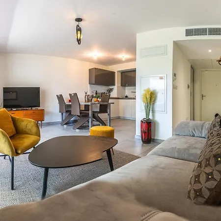 شقة Climatise Les Pieds Dans L'eau Pour 6 Personnes Avec 1 Parentale, 1 Double Et 1 Mini Piscine Sur Le Toit Clim Garage *